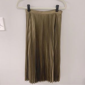 Club Monaco skirt!